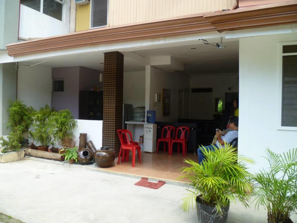 Newport Oak Pension Inn Tagbilaran City Exterior photo