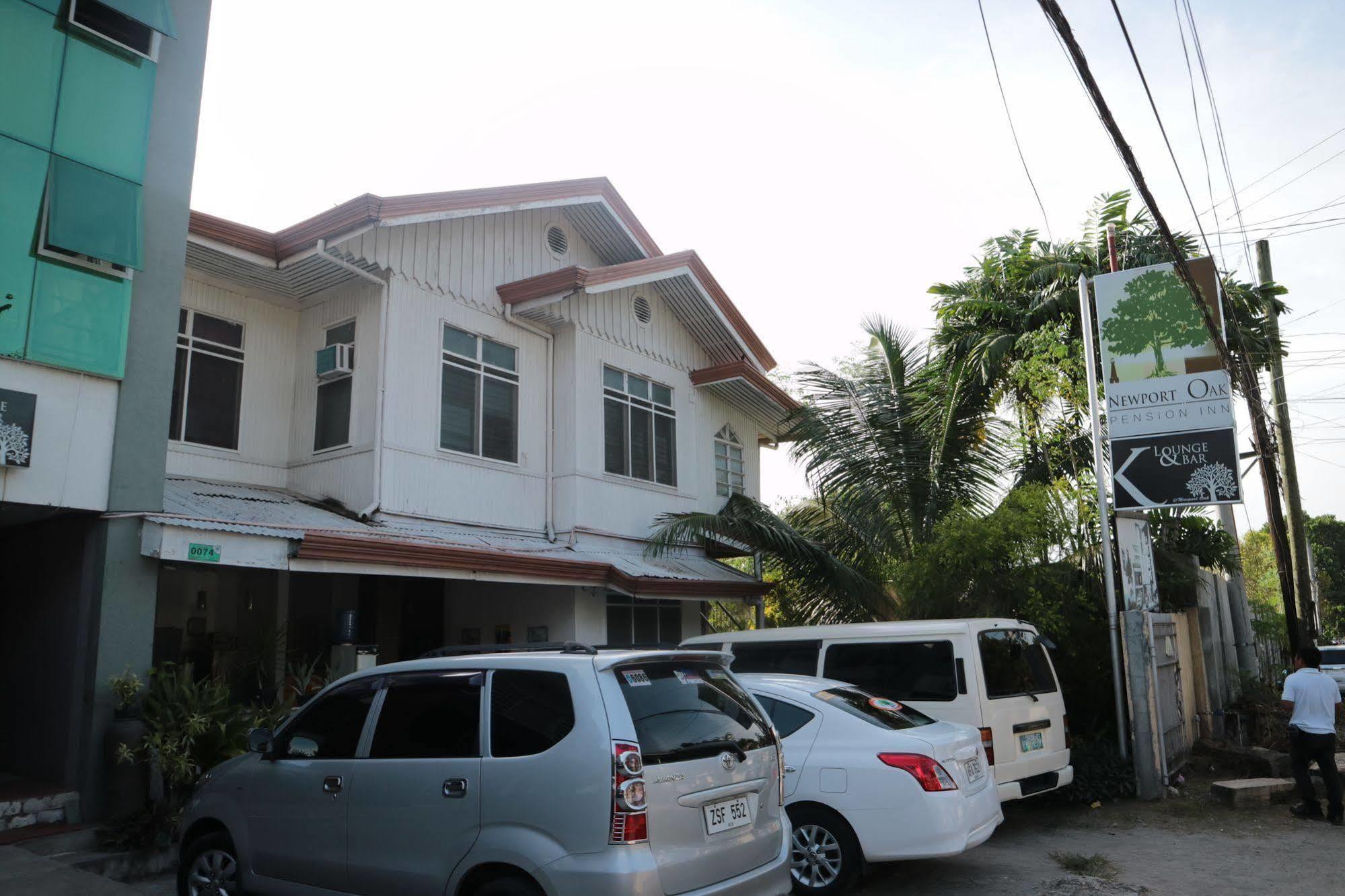 Newport Oak Pension Inn Tagbilaran City Exterior photo